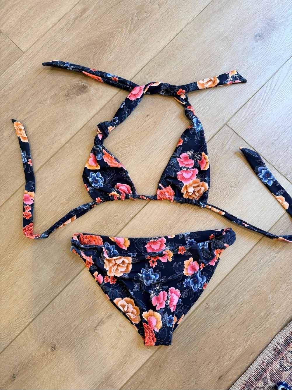 Skatie bikini set - Picture 1 of 1